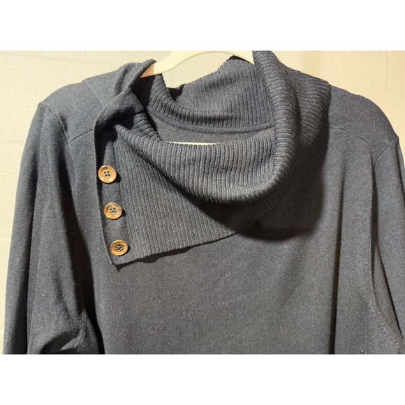Cable & Gauge Woman Black Cowl Neck Sweater with Gold Button Detail Size 2X - Picture 2 of 11